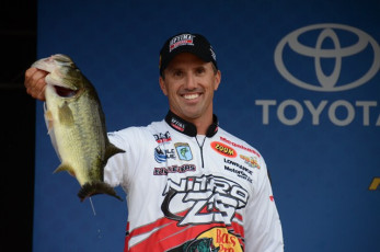 F473CB90-9F75-444E-9568-946E7E031F39