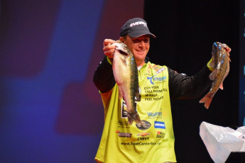 F4B87D51-7897-4CE4-A386-D36DED1D2AE2