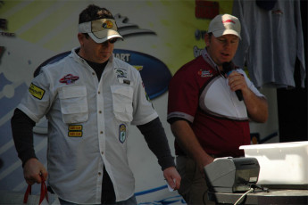 F4CB2720-8E80-45C8-8F85-60399D4E554B