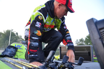 F52EAED5-724C-47F6-A4B1-96AC2178B66D