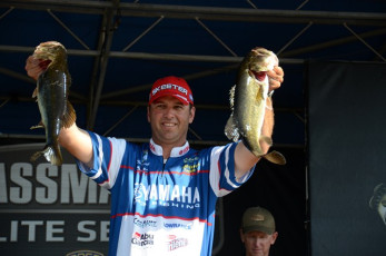 F5616ED2-5D1F-434D-B857-473A7123E439