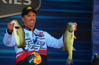 F59B2045-6A8A-4F4D-82E4-99DFFD611F57