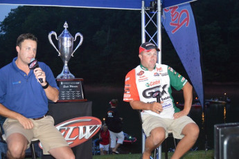 F59ECF7D-702C-4BF4-A5EE-8D0857922A08