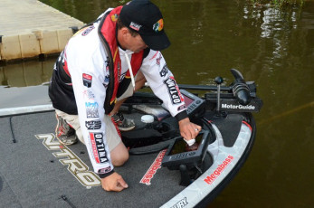 F5F7EB1D-B35B-4654-A83E-26D627470219