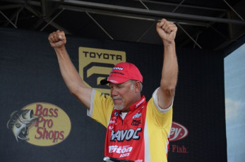 F67AD9EC-553E-4F0F-85AF-65EAF008C959