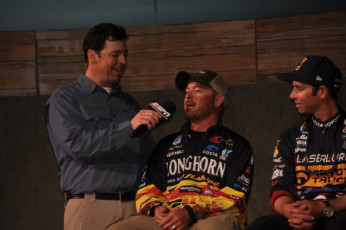 F6A029DA-CC94-40AC-B9DB-078C830F311D