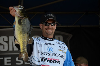 F728D3F2-F200-414D-B980-2DD1F3A5A3A8