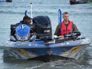 F7629D72-336A-4C20-8F83-5428AB576F35