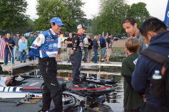 F7ECFB11-53EE-49AF-9C90-933D5C493675