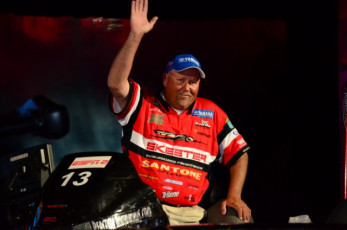 F82CD042-D7CE-42FF-8698-6C66785F3164