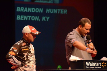 F8933F34-5302-4444-B8B5-7F8589879217