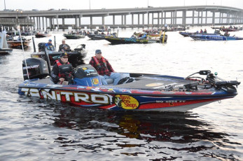 F9558113-D6B1-4614-883F-F502EC09D7D7