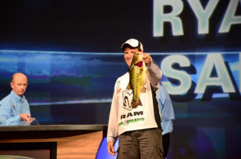 F97A5E83-DB34-4259-8EB6-54187F972858