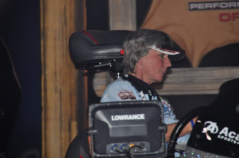 F99CA59D-BDFF-4A73-A7FD-398E853B59D1