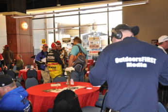 FA320184-8ECA-462A-9817-5BB5F9814F50