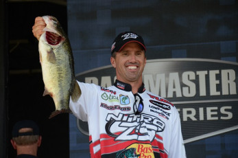 FA587B72-6A27-4BE0-A9E9-C095E59F4726