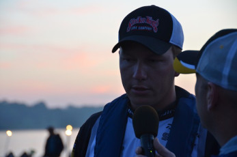 FAEC64A1-CC00-45AB-8BAB-53DC435C804F