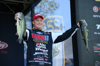 FAEF09F7-B538-42E3-9BAB-B1C16781995F