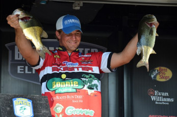 FB45D7F8-08CF-494C-9C1D-3765A86DCC45