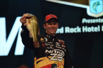 FB7CC865-C198-4E2F-86B6-4B9DA4881864