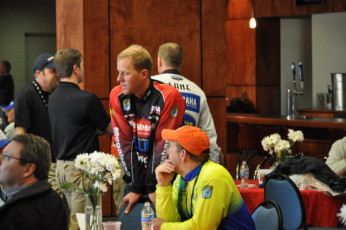 FC336C95-CAD7-4E86-90BC-13992FEAAB68