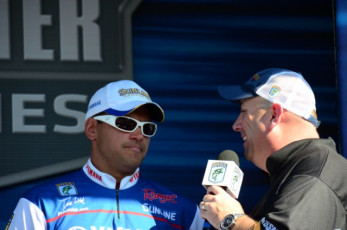 FC534B28-1513-4AF8-86B1-6EC6E62F2473