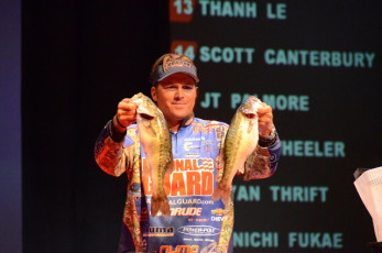 FC99B5E8-768B-47C2-BA75-57E43379458C