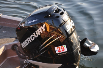 FCA6C828-9B3F-496E-A7A1-CA76D1553AE2