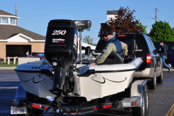 FCBB8D7A-0666-4B6E-BA2D-E4C18DF42F27