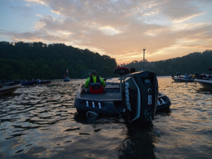 FCF6EC16-7748-4479-BBD9-4EA04F57A14B