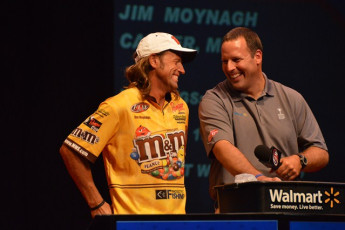 FCF8D828-4F52-4A70-84A3-24001BE2924A