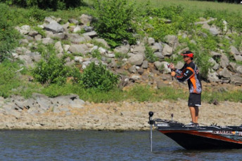 FD6EDEF9-1D62-430E-AF94-1C6F15613A68