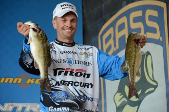 FDB71997-24A0-4174-B925-271B3B423DD9