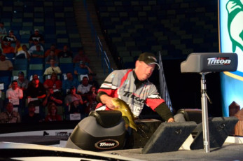 FDC17683-E0DA-42D1-BF8D-98BC2316459C