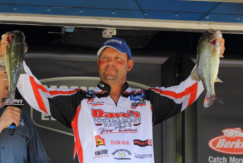 FE93DBC8-5175-4AC4-BECB-293C2B6D4DDF