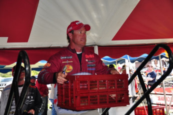 FF2DA153-9B41-4C18-A33B-70DD2E0FA98C