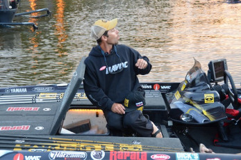 FFC4056F-F35F-4D92-A3FA-93B851092AED