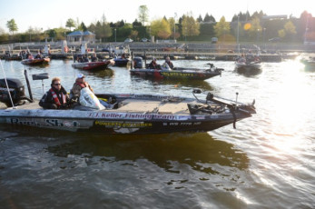 00CC7C4B-FD82-4BA6-BF69-C50B01B4B1E4