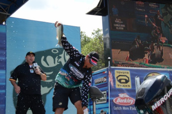 00CFDC1C-96E3-481C-92B2-9D4A10F9E74C