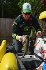 00D549E3-7341-4575-A1C7-043441C7F487