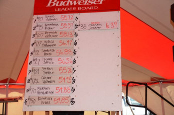 01290272-AE57-40E9-8F92-45FA4CE63A9E