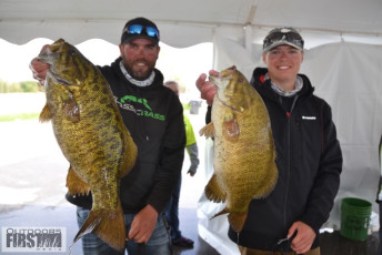 01A011AB-EFF0-4D56-AA25-104EE4E63E4A