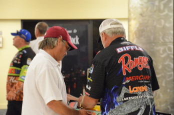 0289F875-003B-4ADC-B323-F8D19C894478