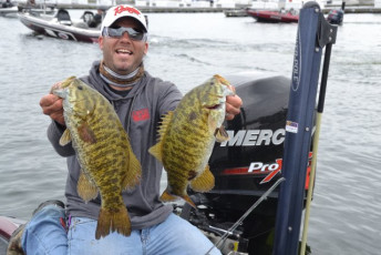 02B84080-BD17-41AE-87E2-E416163F11BD