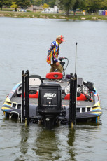 02BAF73D-F909-4711-A846-C92CC31F8507