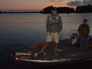 033C8B5A-B30D-4632-95C2-5766594CB3D4