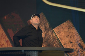 0357ED4E-B47F-4708-A107-D697E06C9444