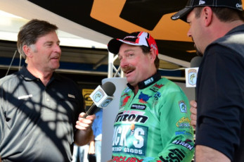 0413904E-B924-4089-8211-65D1B700236A