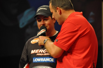 04425984-7975-48AB-849A-51AA594C81E4