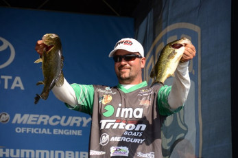 05A4ECB0-3FEB-4A81-8F94-DC9C0E7FD146